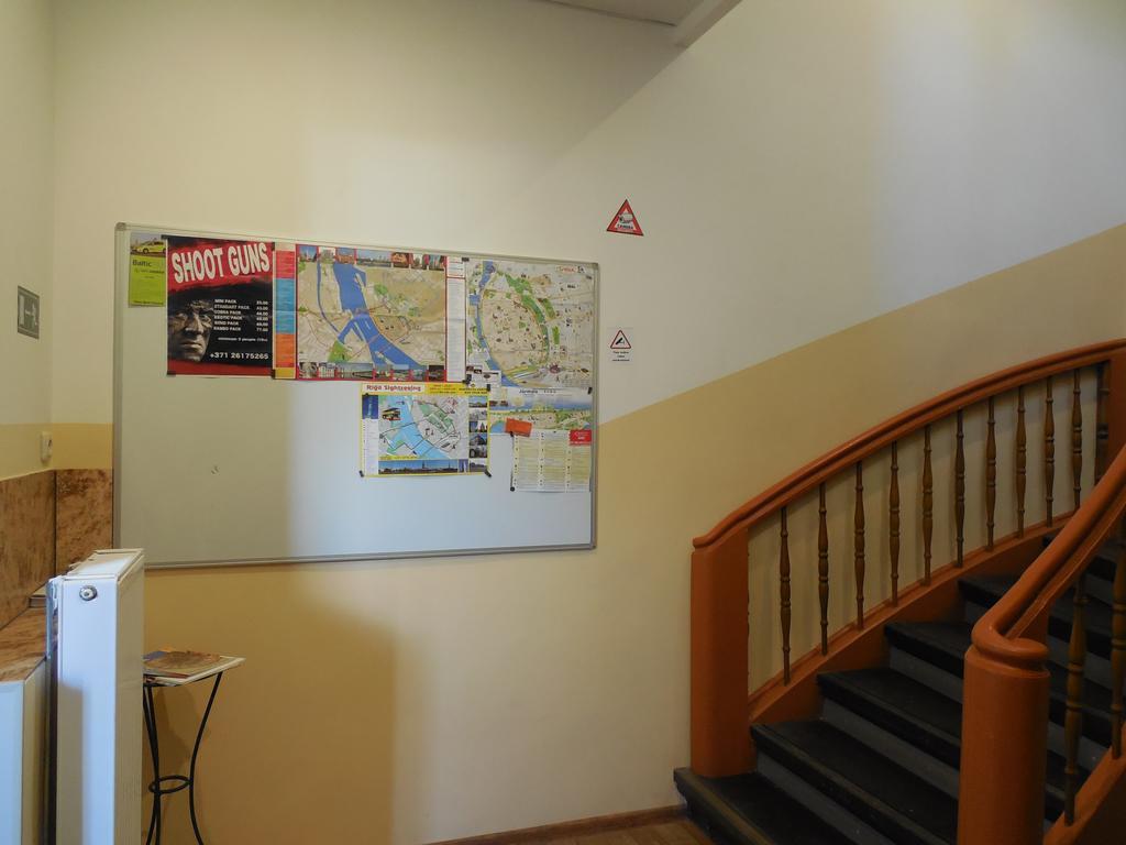 Gogol Park Hostel Riga Exterior photo