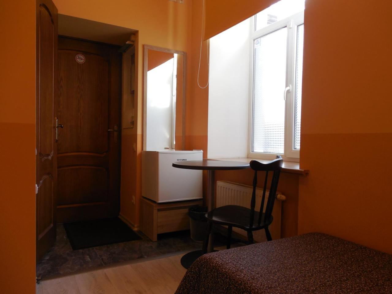 Gogol Park Hostel Riga Exterior photo