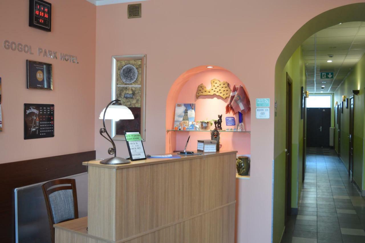 Gogol Park Hostel Riga Exterior photo