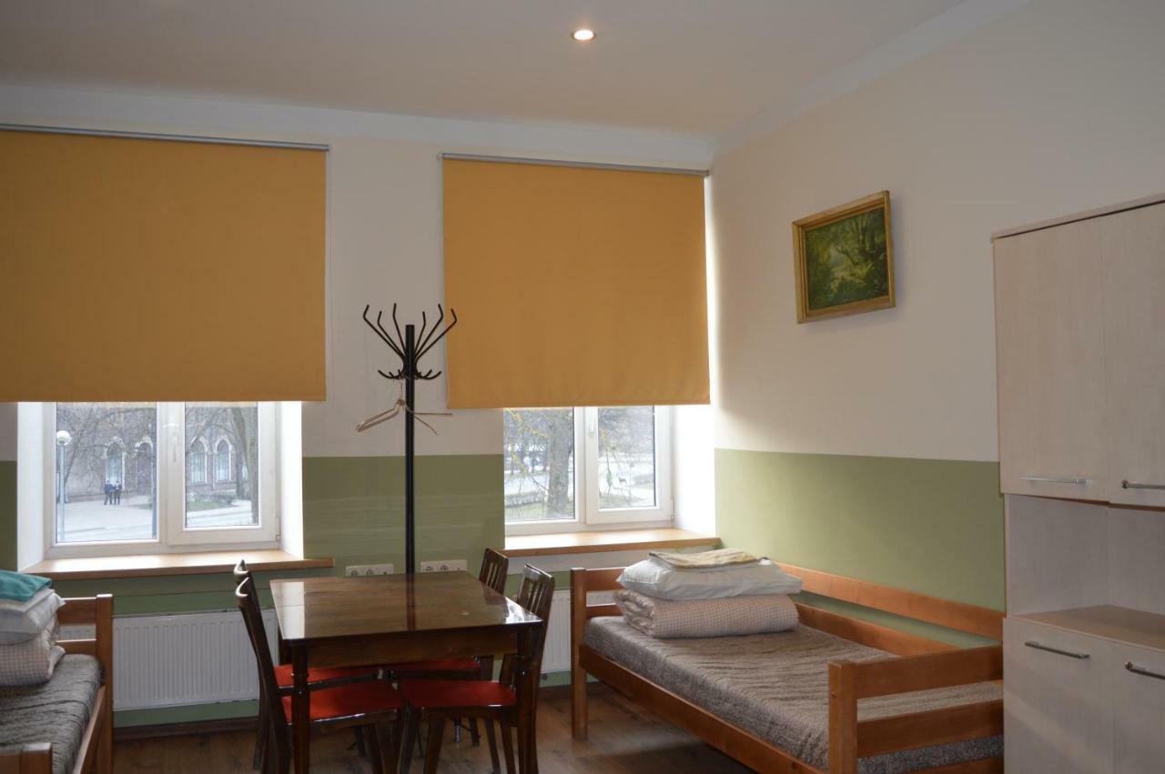 Gogol Park Hostel Riga Exterior photo